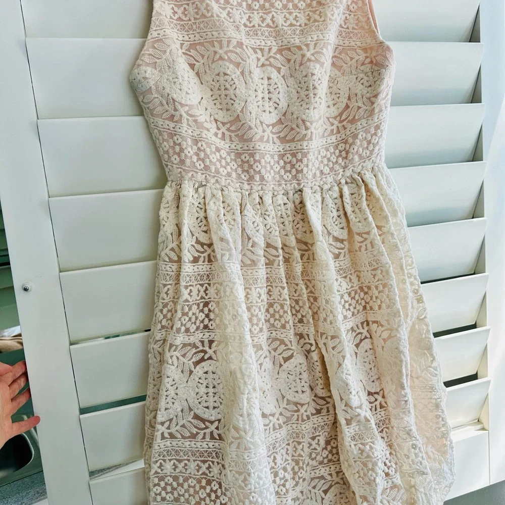 Alice Olivia Giola floral lace embroidery fit-and-flare dress Cream size 8 - Picture 8 of 10